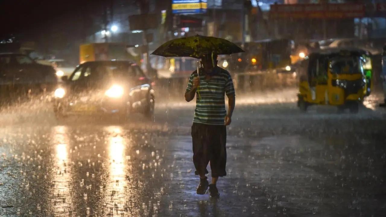 Mumbai weather update: Light to moderate rain with overcast skies 