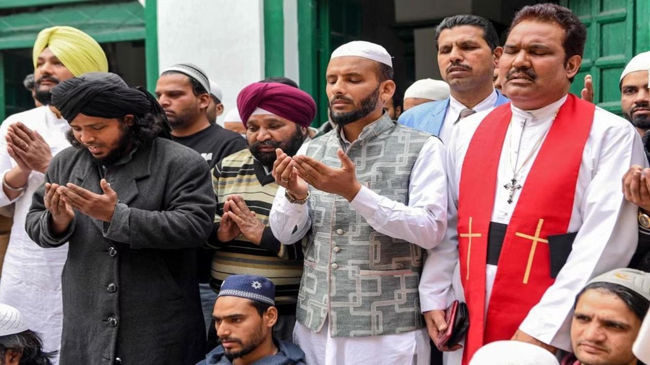 One city, many faiths: Amidst the chaos, celebrating Mumbai's unity in diversity