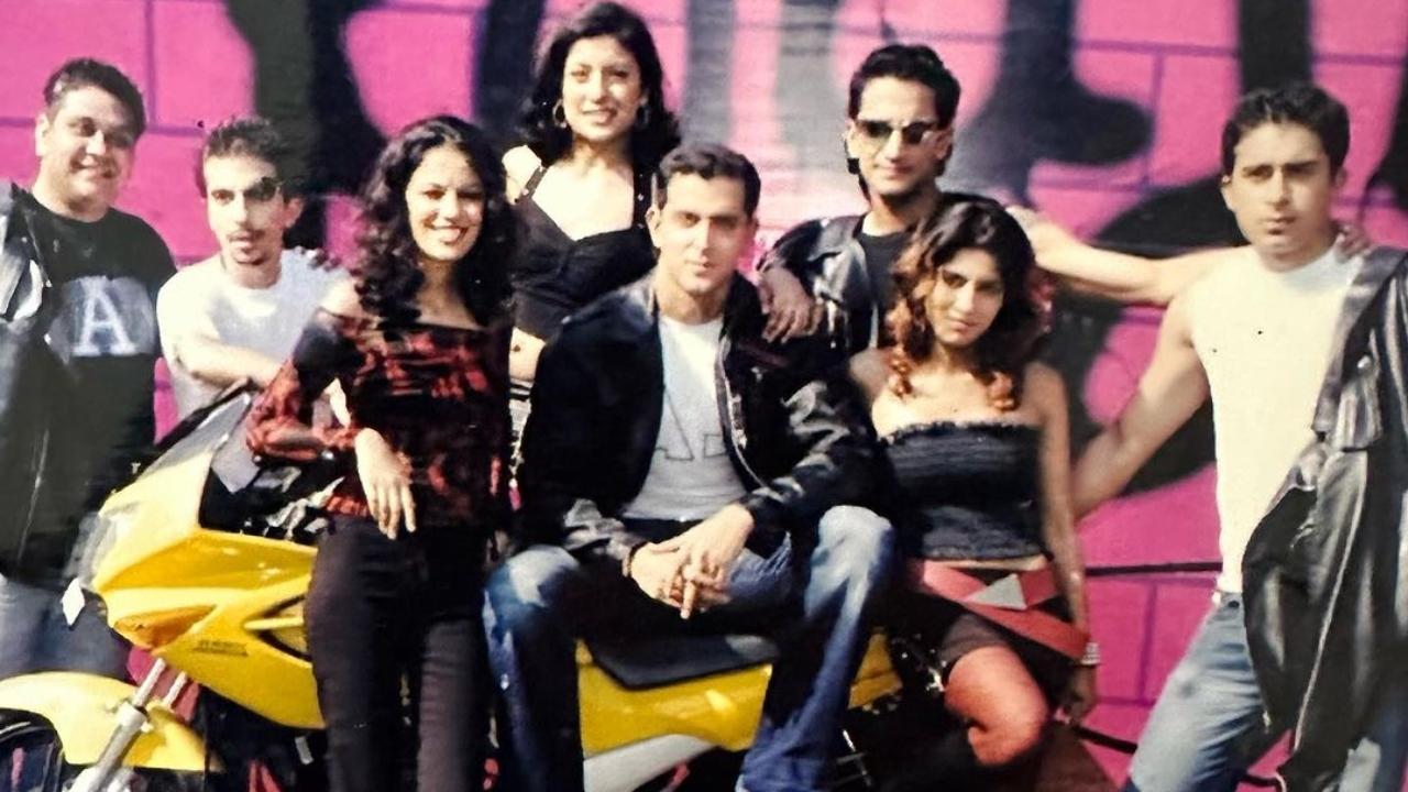 Circa 2003: When Hrithik handed over bike keys to Roadies winner Rannvijay