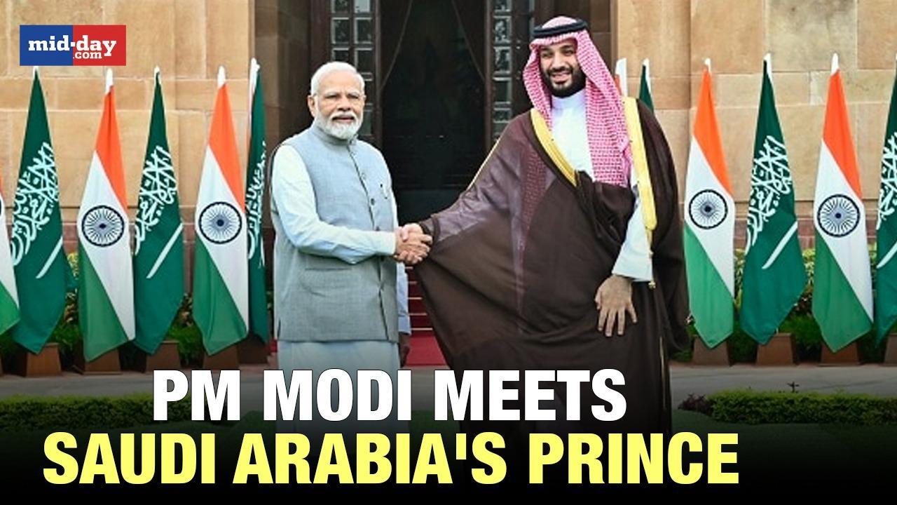 Delhi:PM Modi meets Saudi Arabia's prince Mohammed bin Salman at Hyderabad house