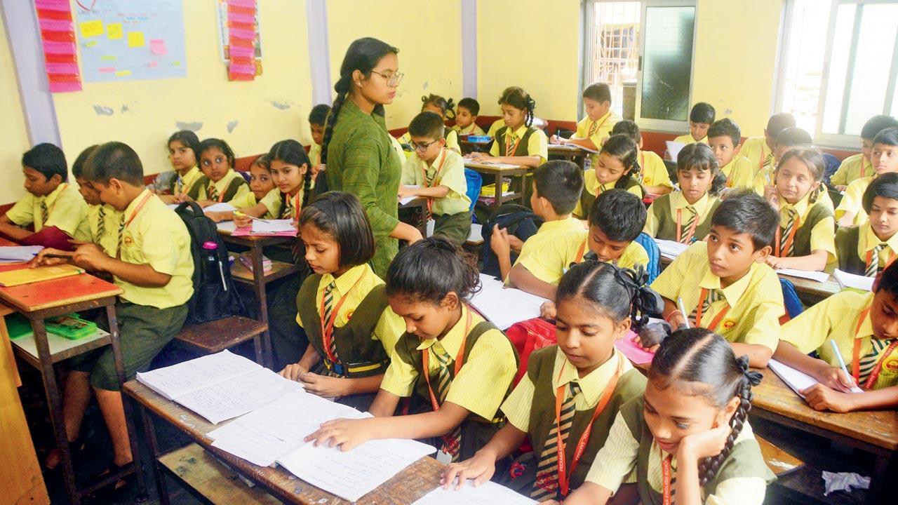 Maharashtra govt to shut 14,000 schools in major education shake-up