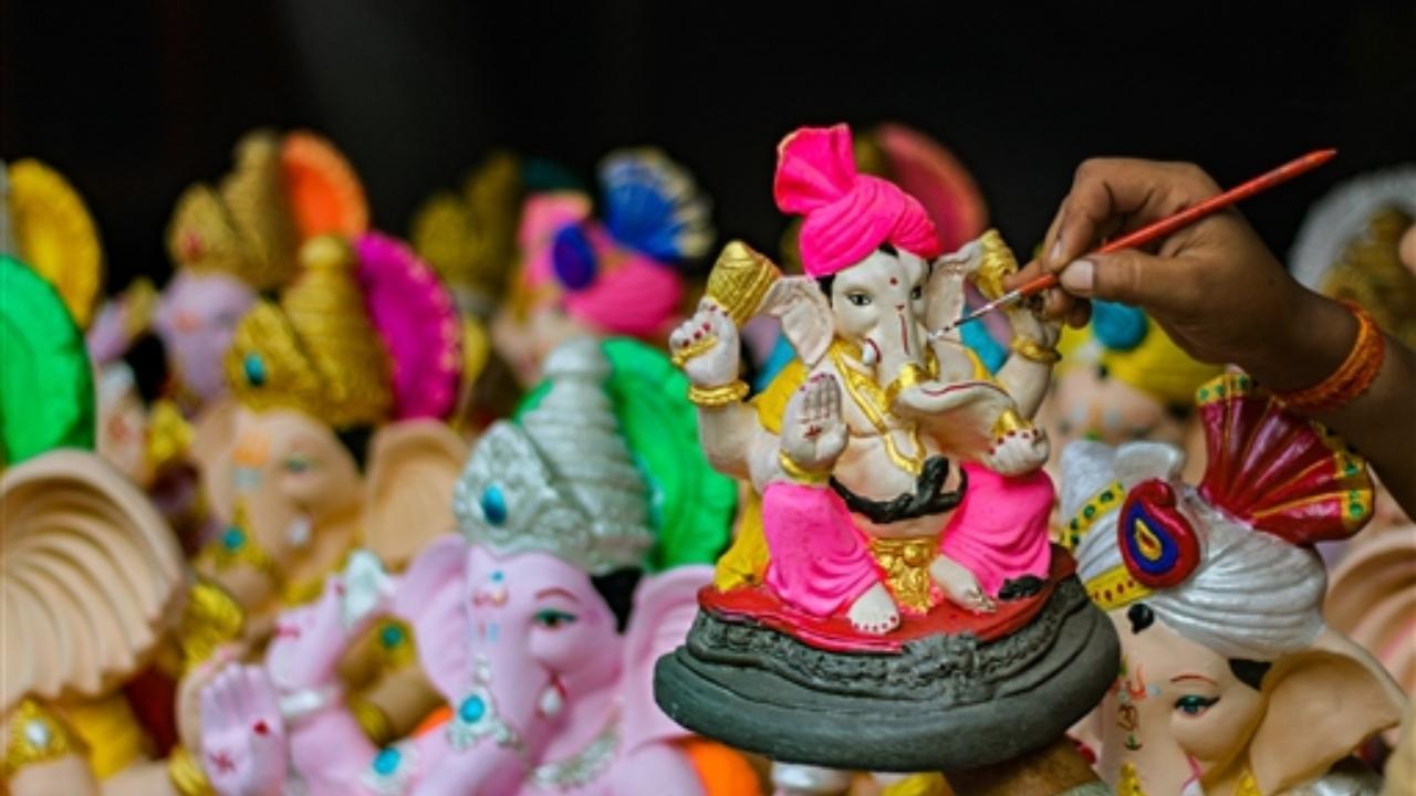 Devotees prepare for the 10-day festival (Pic/PTI)