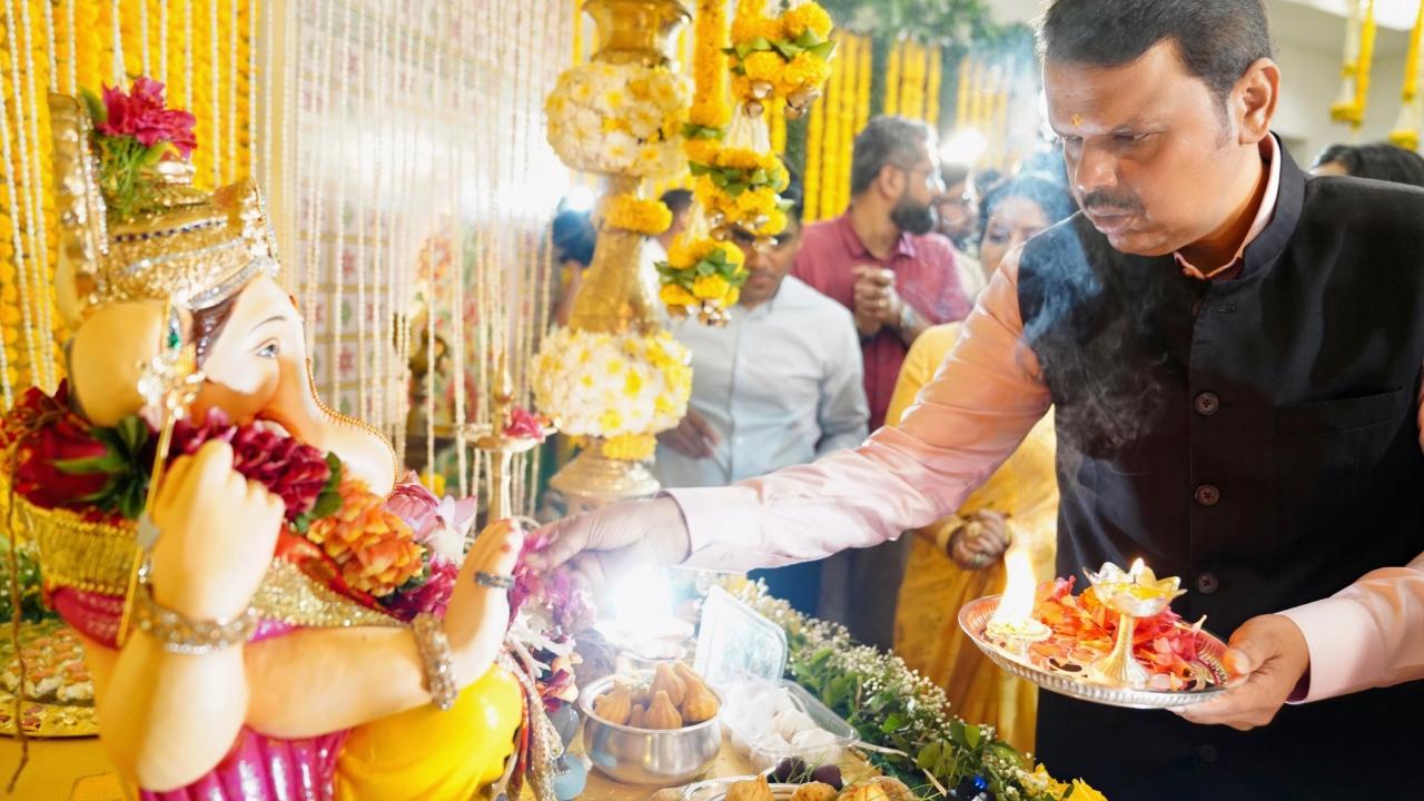 After offering prayer to Lord Ganesha, while speaking to media, Devendra Fadnavis said the blessings of the Lord are with 