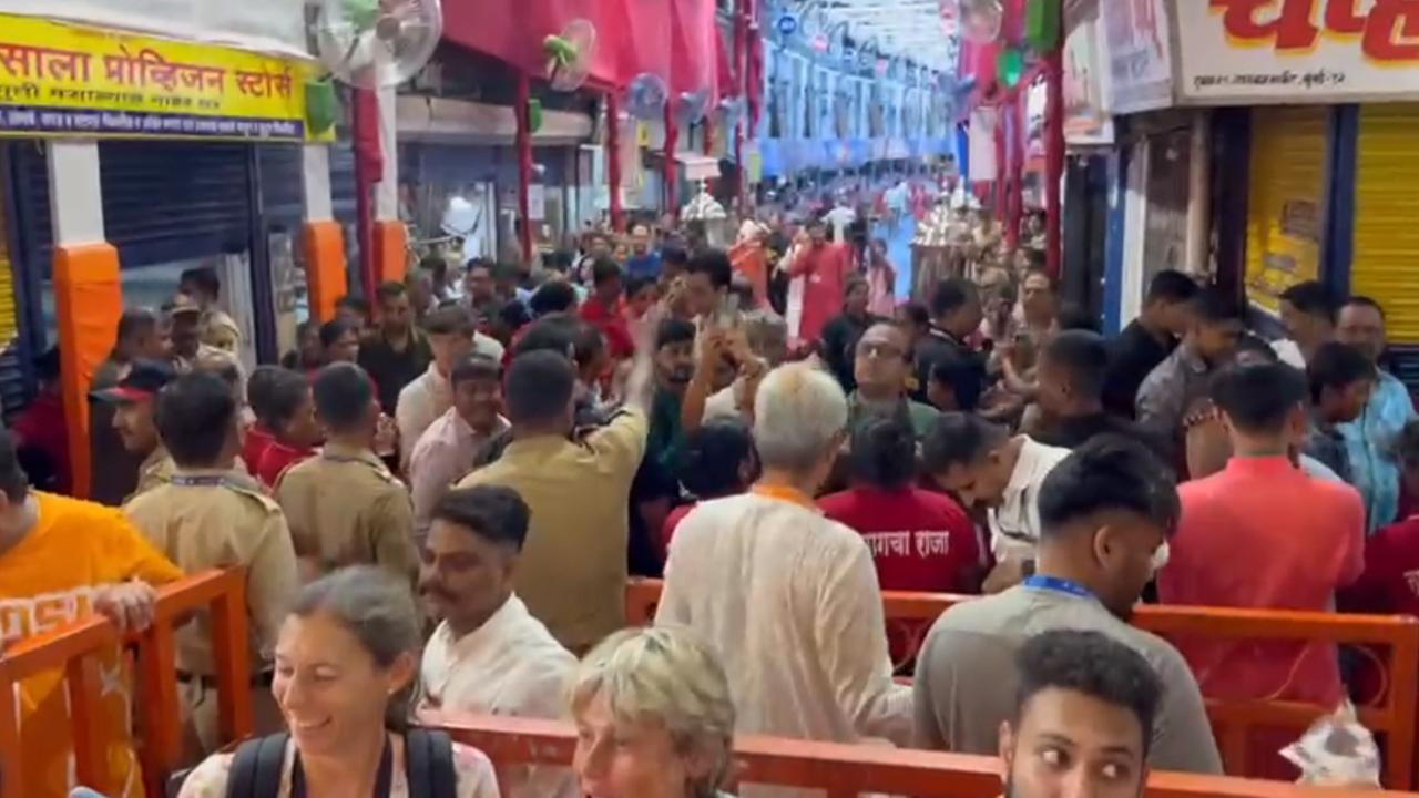 Devotees crowd at Lalbaugcha Raja on the first day of the 10-day festival