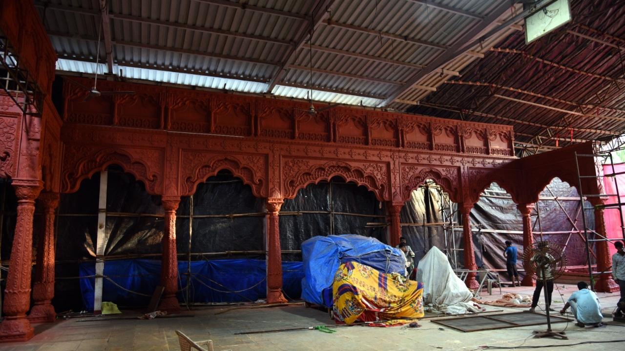 The Raigad Fort's decor at Andhericha Raja pandal will be set up in a 4,000-square-foot area (Pic/Satej Shinde)