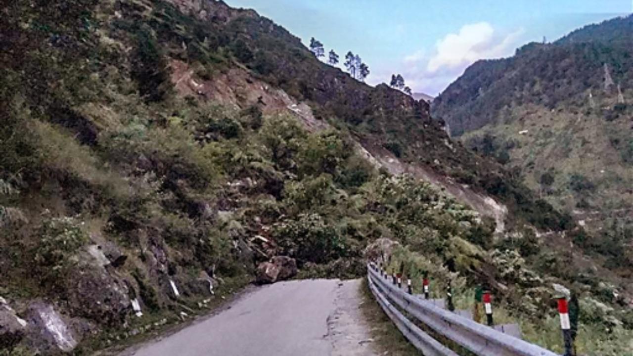 National Highway 5 blocked following a major landslide on Thursday night, near Negulsari in Himachal Pradesh's Kinnaur district, Friday, September 8