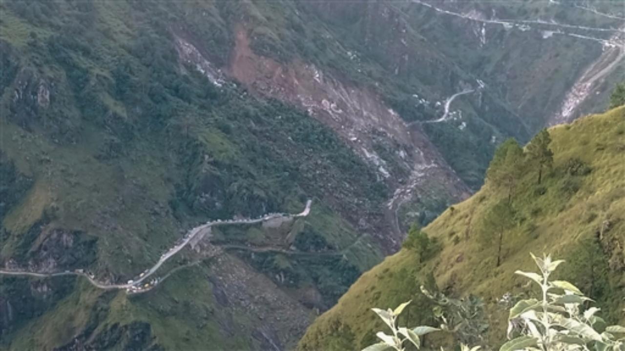 Vehicles stranded on the blocked National Highway 5 following a major landslide on Thursday night