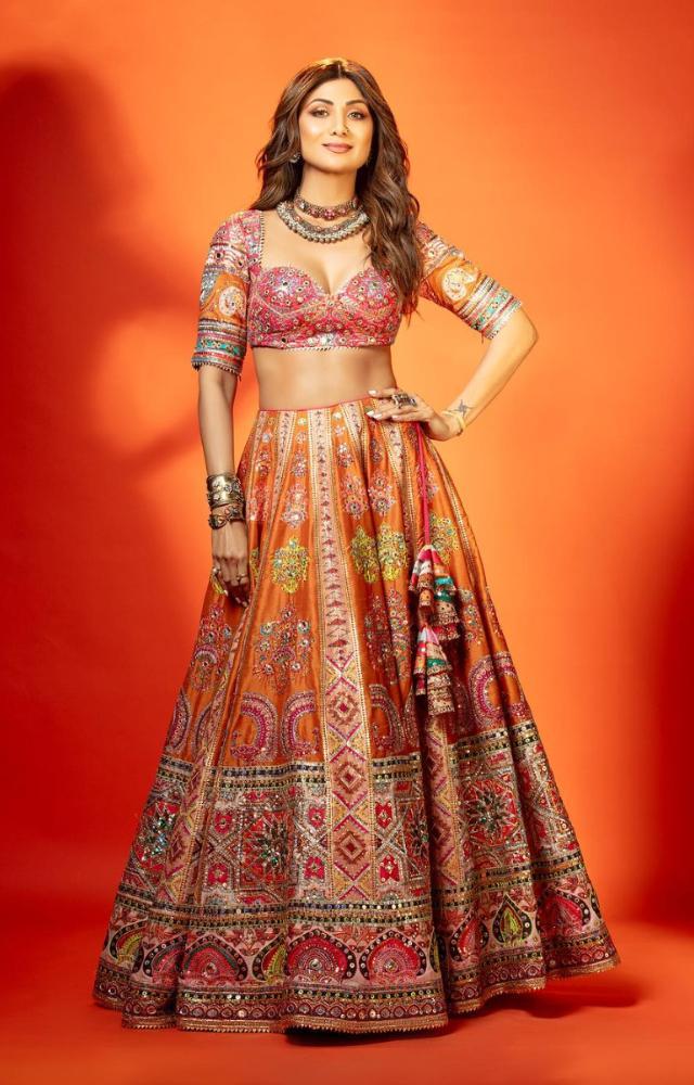 Shilpa Shetty`s festive looks!