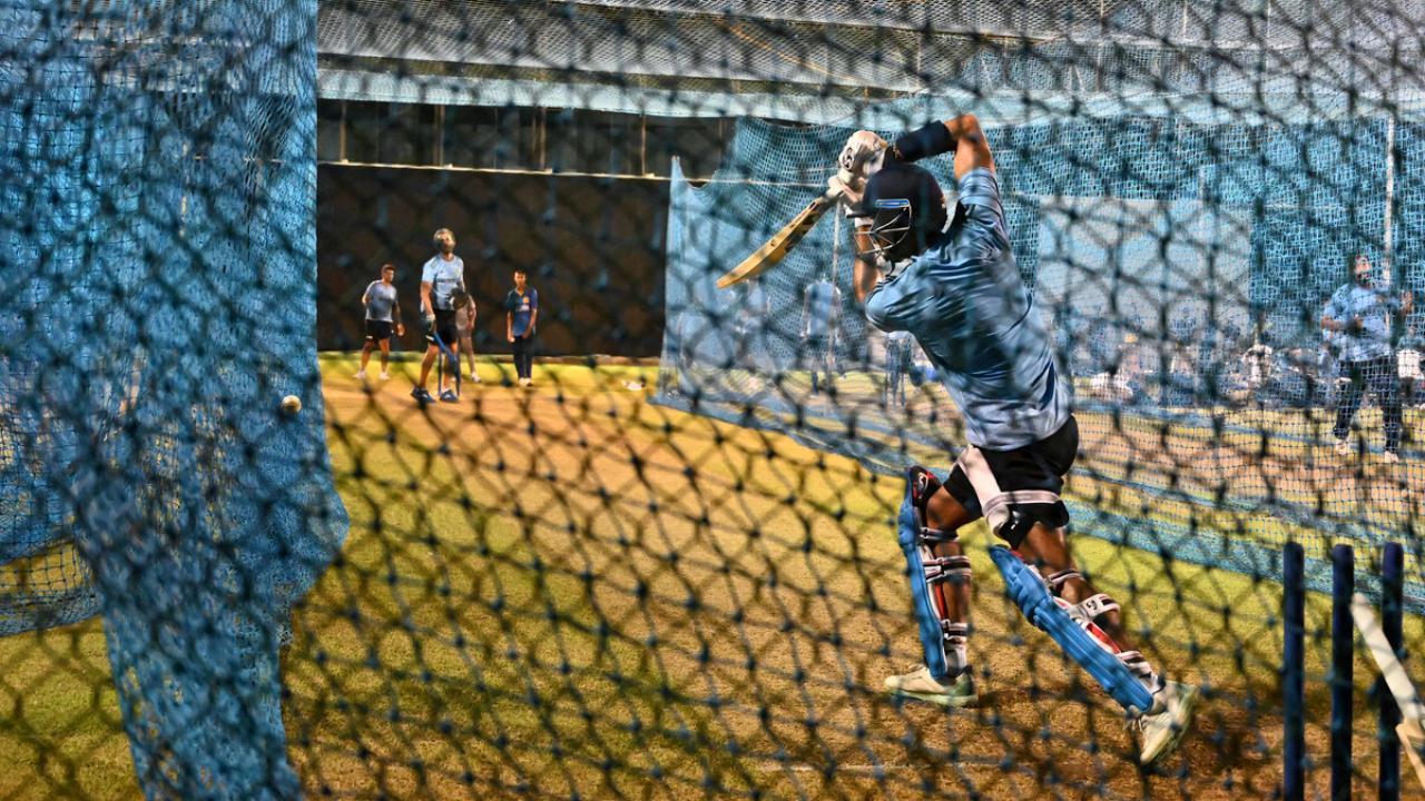 Shreyas Iyer's back stiffness a cause of worry ahead of squad announcement for AUS series