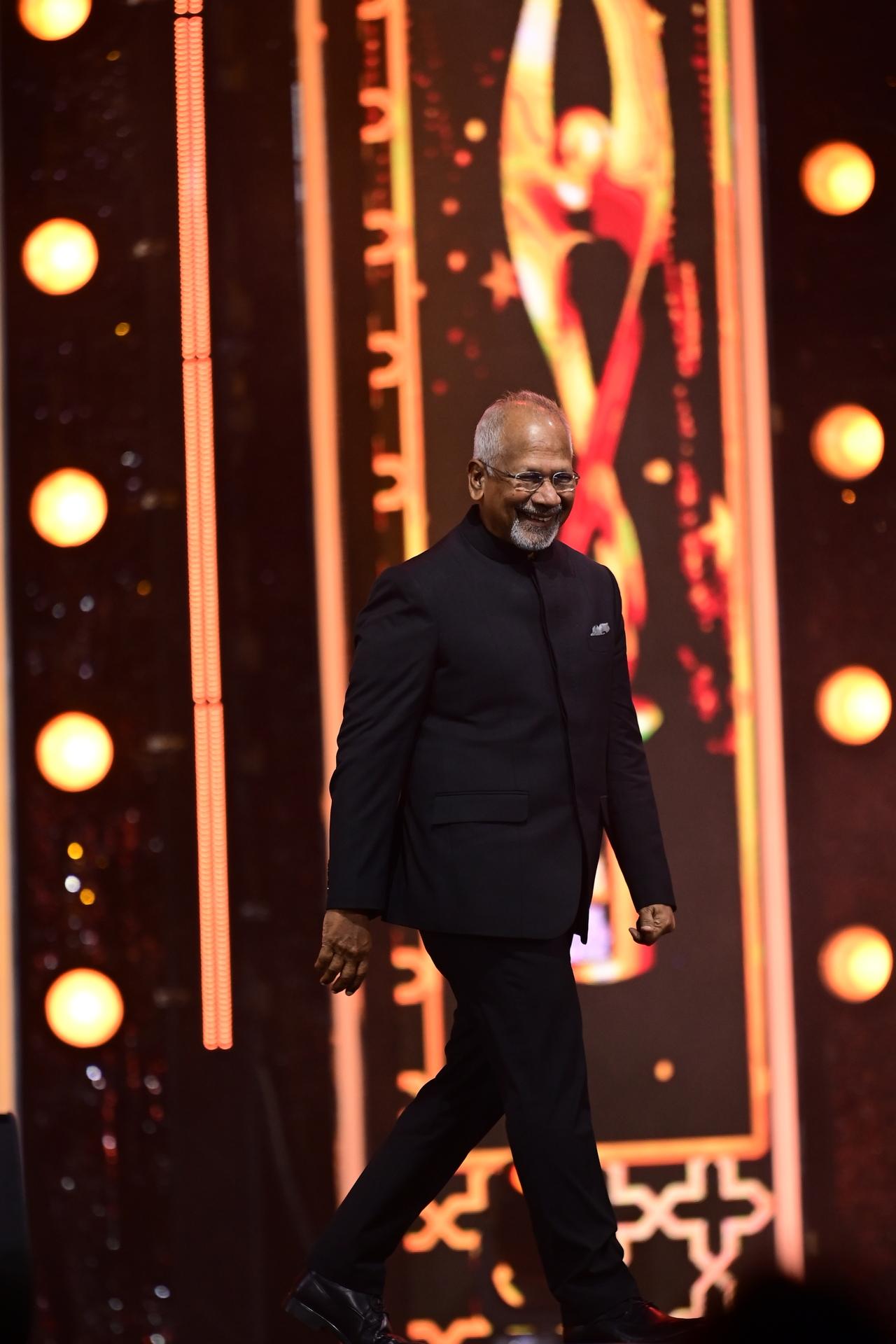 The iconic Mani Ratnam’s happiness gleams as he walks off stage, having left an indelible mark! The stalwart's latest work PS-1 won the Best Tamil Film award at SIIMA