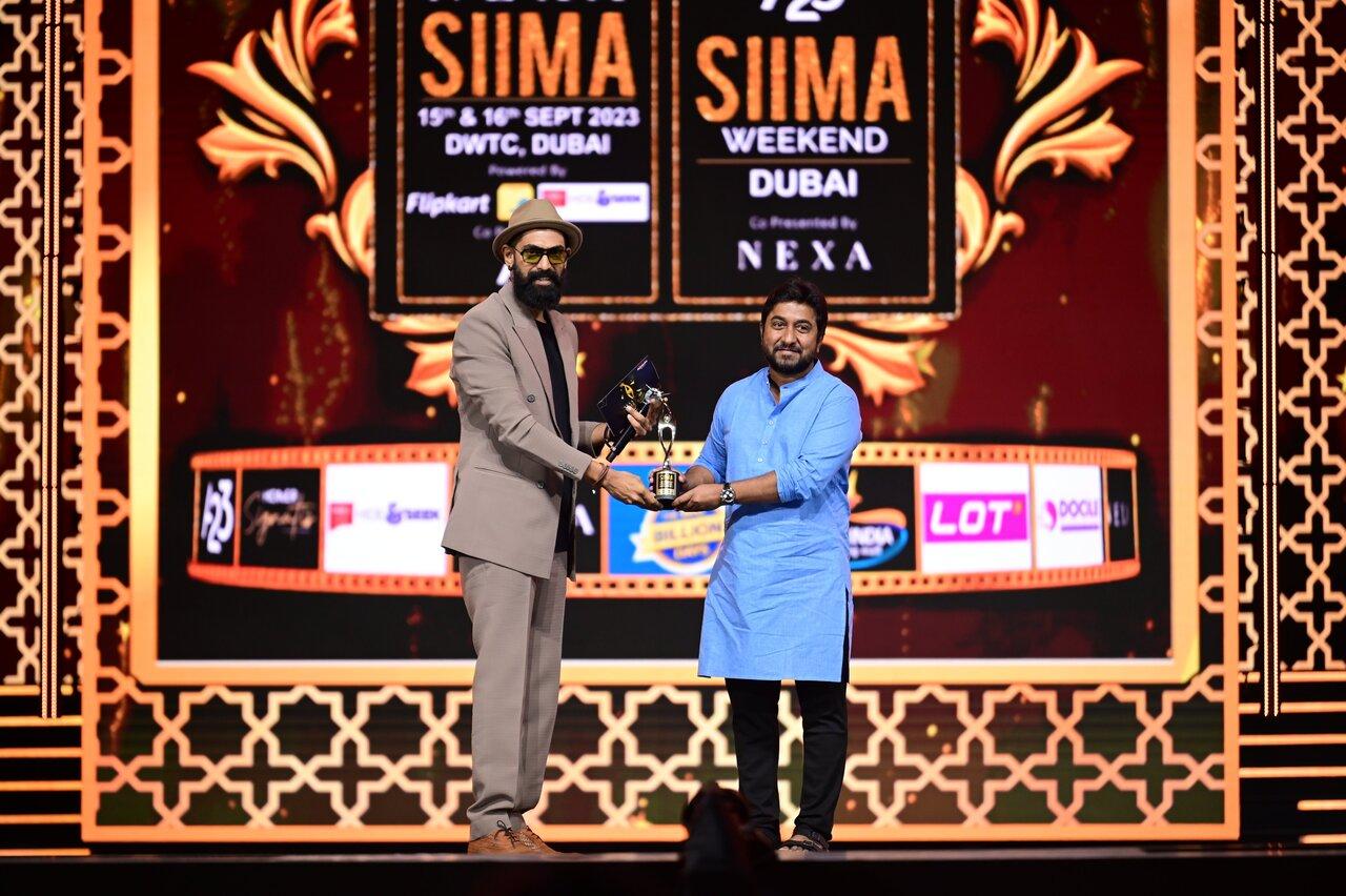 Vineeth Srinivasan received the Best Actor in a Negative Role award from Rana for his performance in Unni Mukundan Associates. He also bagged the Best Director award for Hridayam