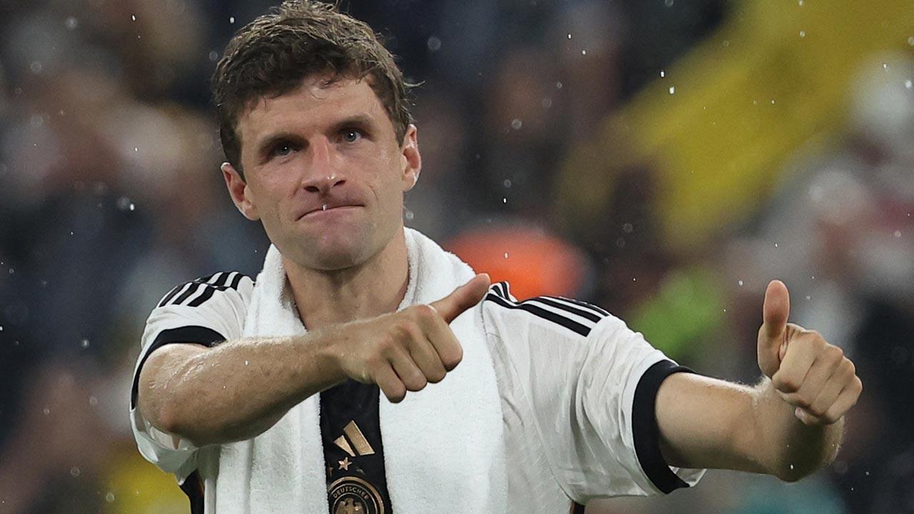 Thomas Mueller begins Germany’s  post-Flick era with 2-1 win over France