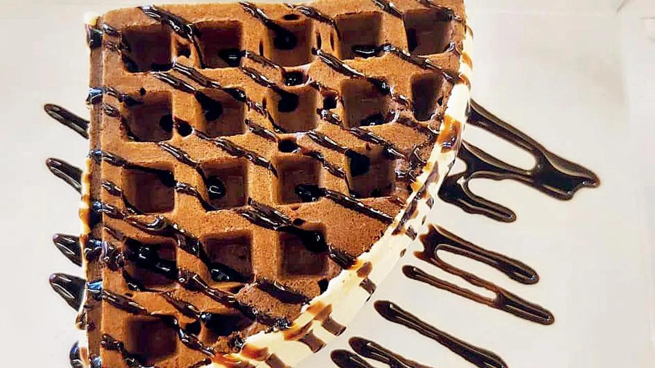 This one is not for the weak-hearted. The tiramisu experience waffle comes with a decadent chocolate base, loads of coffee, white chocolate and cheese cream! It’s a mad medley of bitter and sweet.    Waffle WorldAt K-3, third floor, Food Court, Korum Mall, Near Cadbury Junction, Vartaknagar Manpada Zone, Khopat, Thane West.Call 9833441118Cost Rs 150