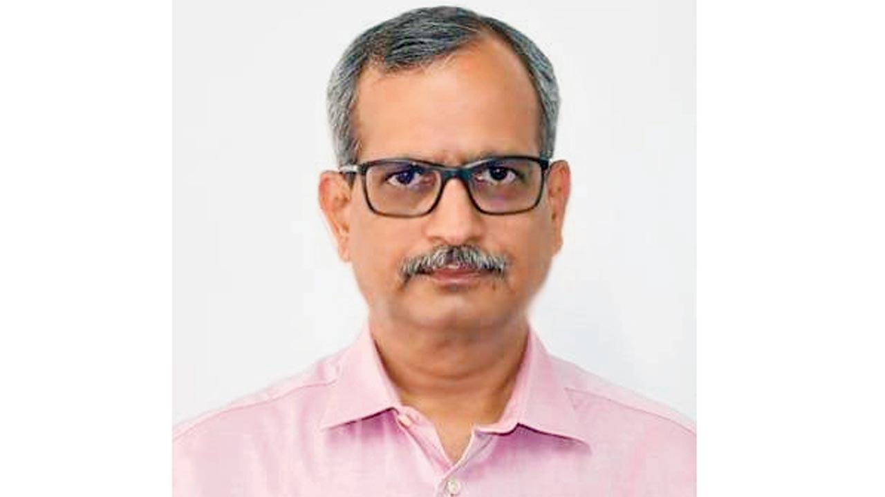Rajendra Kshirsagar, district collector and election officer