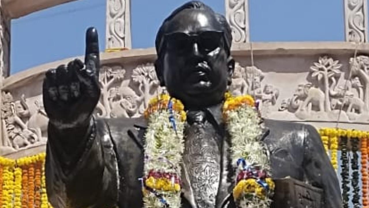 IN PHOTOS: People pay tributes to Dr Babasaheb Ambedkar in Mumbai