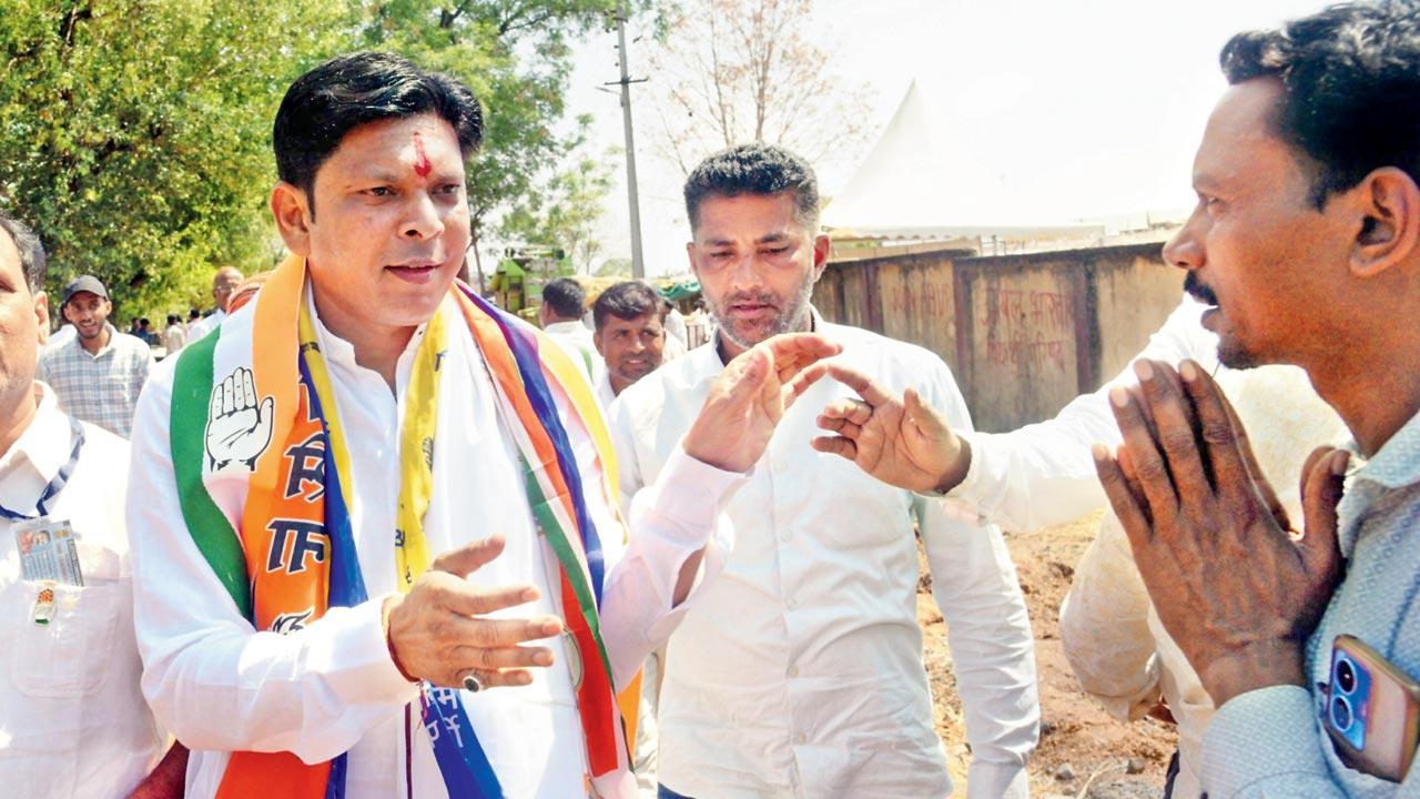 Congress candidate Prashant Padole during the public meeting at Sakoli in Bhandara. Pic/Satej Shinde