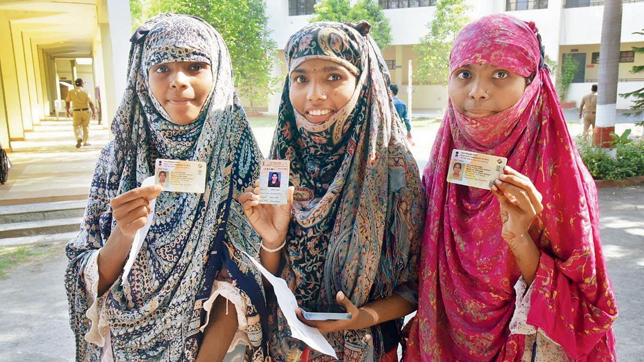First-time voters exercise their right in east Vidarbha. Pics/X