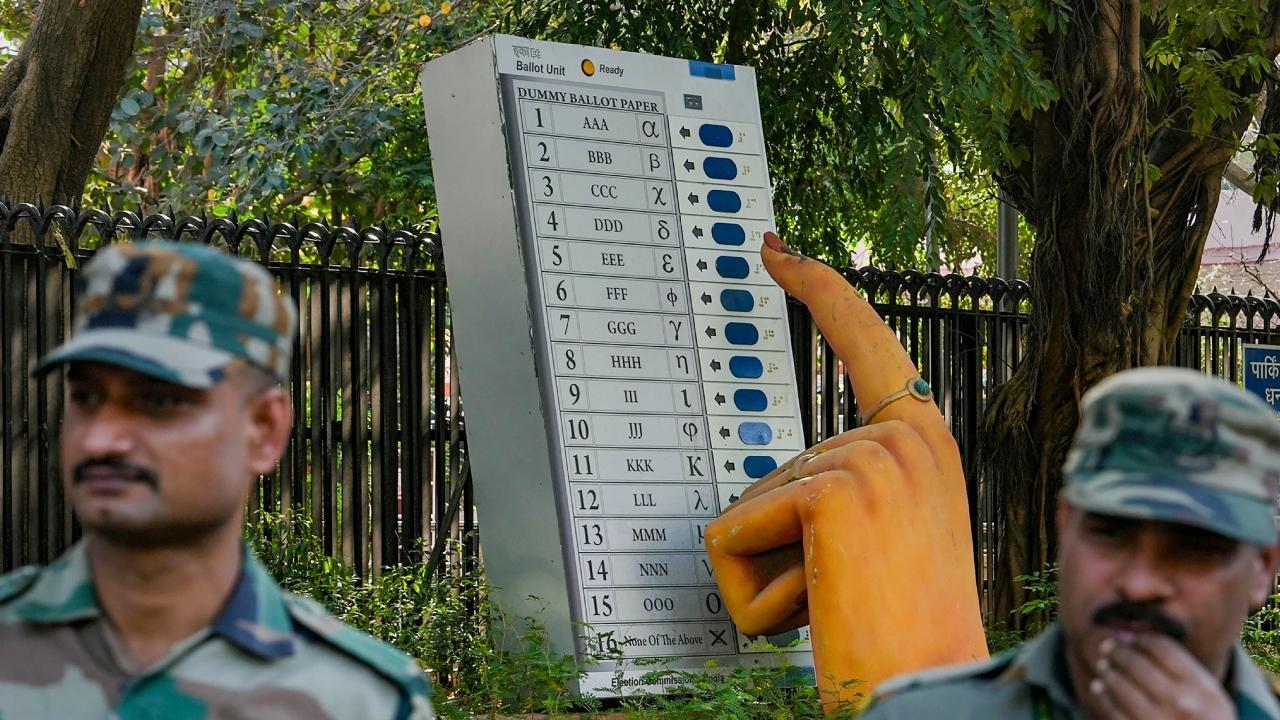 Lok Sabha: 204 candidates in the fray for 8 Maharashtra seats that will go to polls on Apr 26