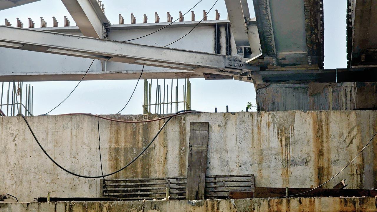 Mumbai: Finally, Vidyavihar bridge lowered