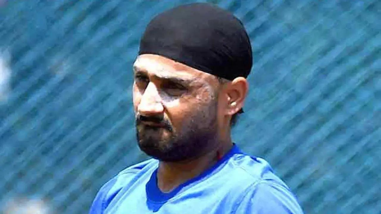 IPL 2024: Harbhajan Singh lauds Jasprit Bumrah after fifer against RCB