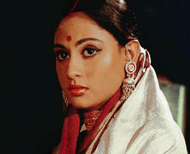 Uphaar
In this film, Jaya Bachchan's portrayal of a young widow navigating societal norms in Hrishikesh Mukherjee's direction is poignant. Alongside Swarup Dutta, her performance exudes strength and vulnerability, earning critical acclaim