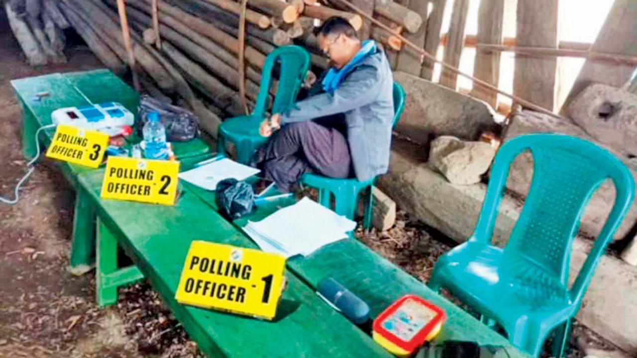 Polling officers play marbles as Eastern Nagas boycott