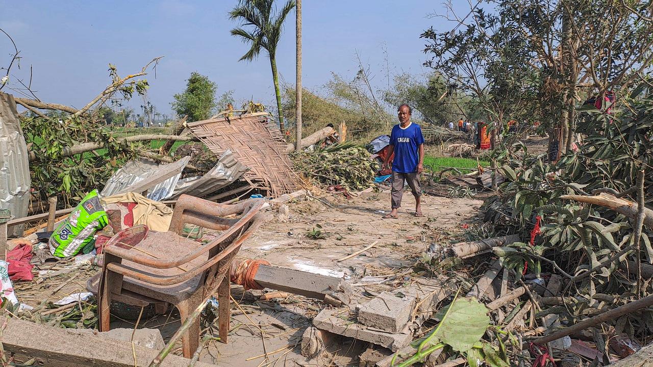 Over 100 people were injured while several hutments and houses were damaged, trees uprooted and electric poles came crashing down as strong winds accompanied by hail struck most parts of the district headquarters town and many areas of neighbouring Mainaguri on Sunday