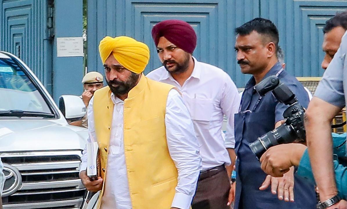 Bhagwant Mann meets Arvind Kejriwal in jail, says he is being treated like hardcore criminal