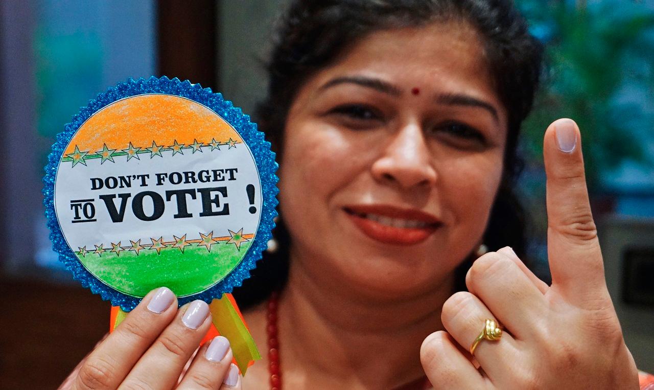 Kerala reported brisk polling with 39.26 per cent voters exercising their franchise