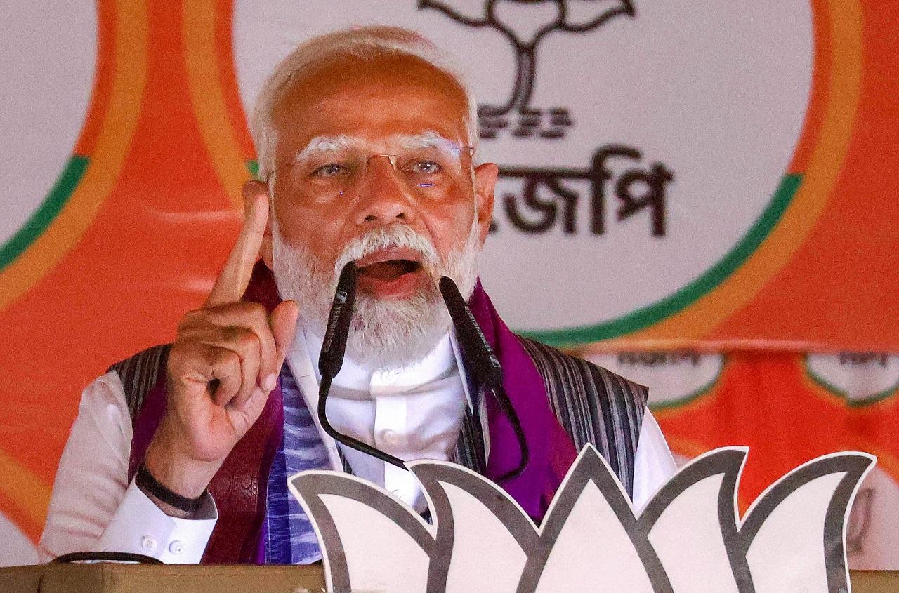 Speaking at an election rally in Malda, PM Modi highlighted the plight of the youth who, in desperation, took loans to pay bribes to TMC leaders