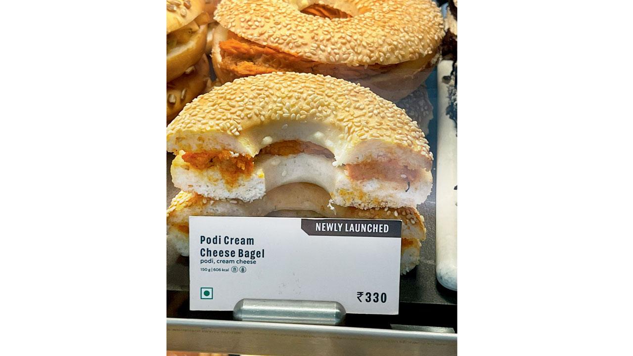 The podi cream cheese bagel. Pic Courtesy/Nishanth_who on X