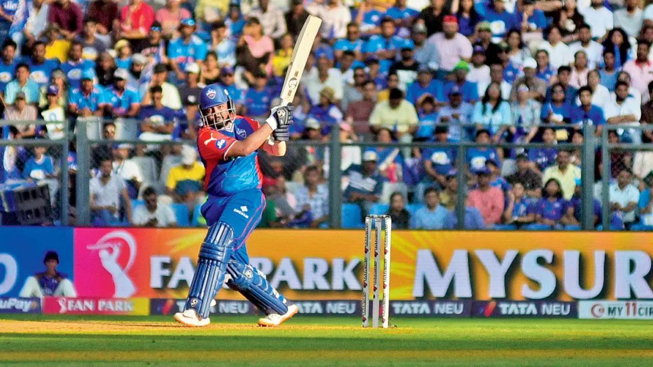 On the other hand, Delhiites are struggling to register their second win in the league. The inclusion of Prithvi Shaw has provided some stability in the team's batting lineup