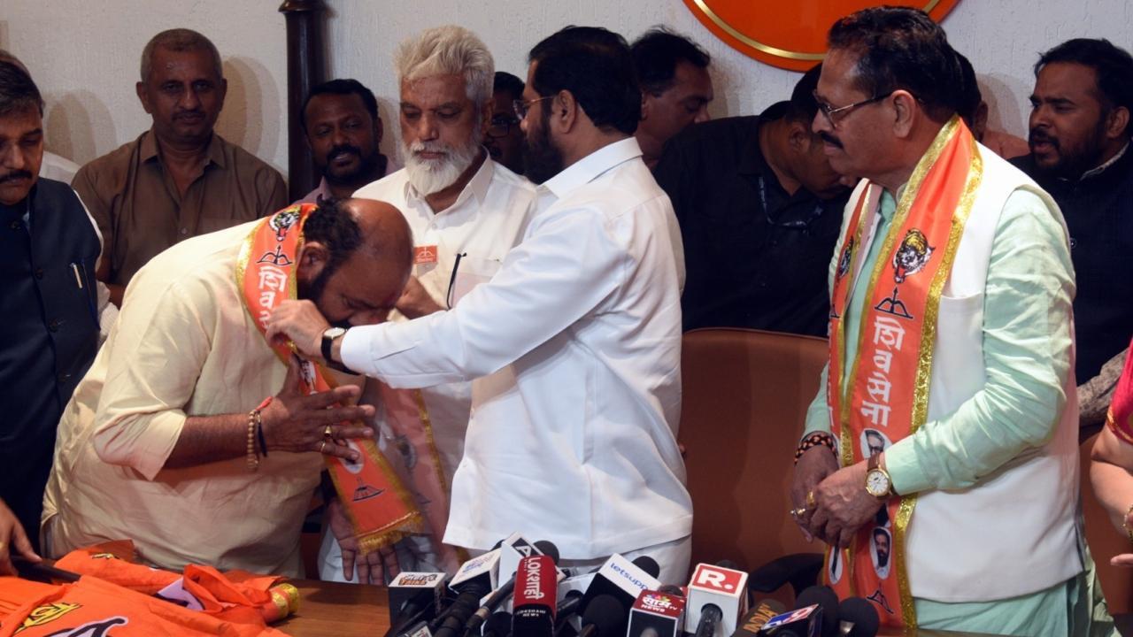 IN PHOTOS: Uddhav-led Shiv Sena's Babanrao Gholap, Sanjay Pawar join Shinde camp