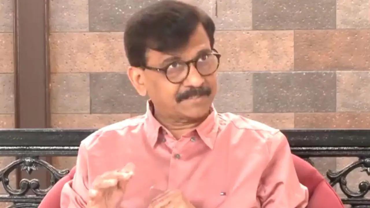 Situation 'serious' in UP, Yogi Adityanath should stay back: Sanjay Raut