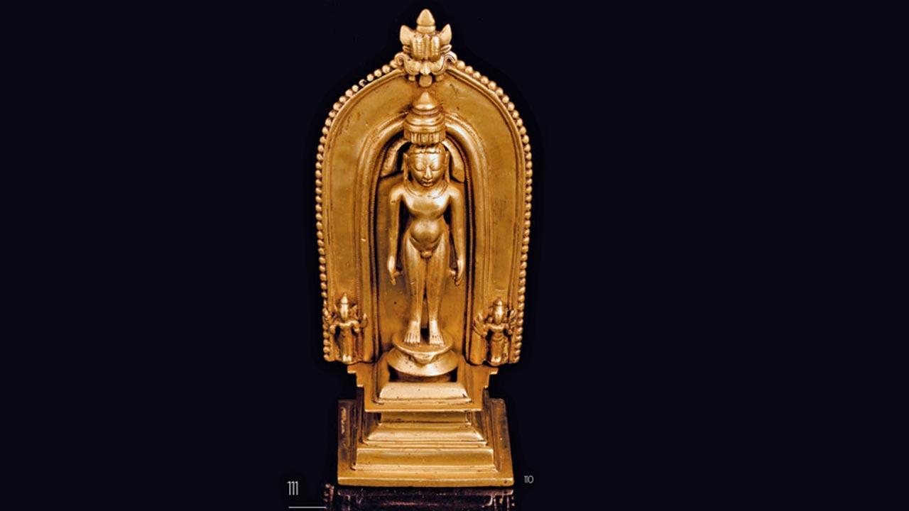 A Jain bronze shrine depicting Chandraprabha, the eighth Tirthankara, believed to be from the 16th or 17th century