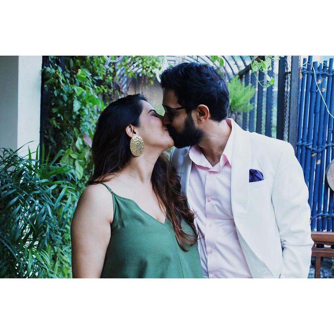 Sheetal looks lovely in a green gown while Vikrant looks dapper in a white suit. Sharing the pictures, Sheetal captioned it, 