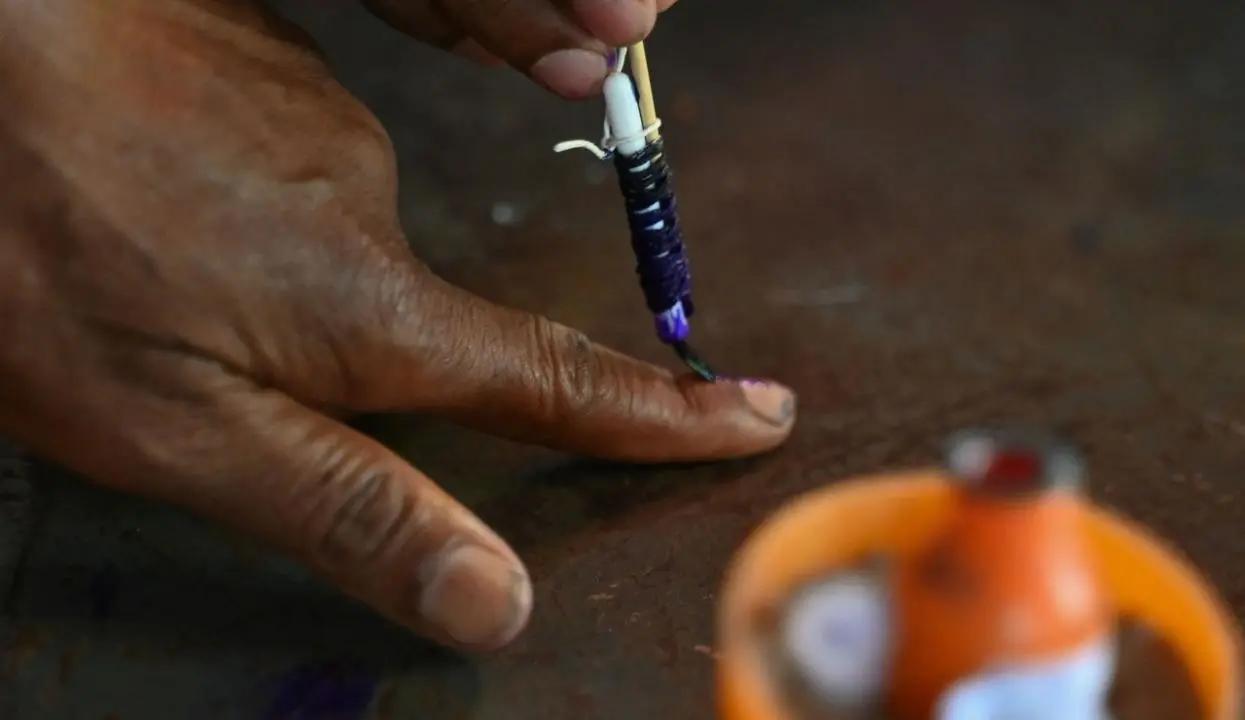 Lok Sabha polls 2024 Phase 2 LIVE: 43 pc turnout recorded in Maha till 3 pm