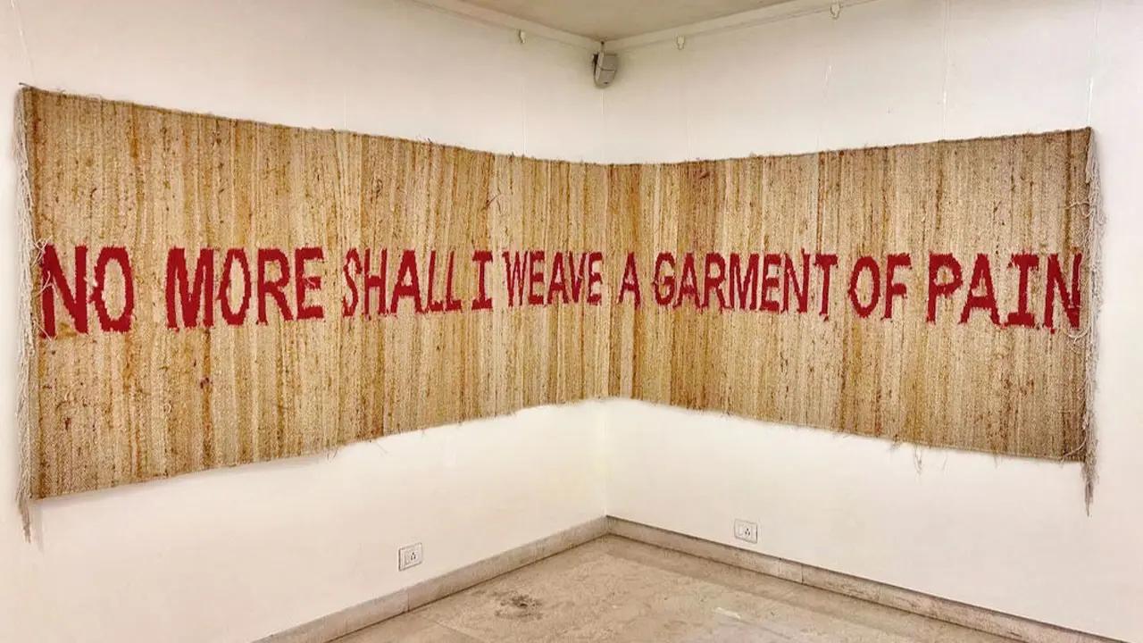 ‘A Story of Three Stitches’, by Mayuri Chari, Meenakshi Singh, and Prabhakar Kamble explores the people working in the handloom industry.  The exhibition captures the politics embedded in the social and economic fabric of the craft.
When:  Open till April 14, Monday to Saturday, 11 am to 7 pm Where: Art &  Soul, Worli