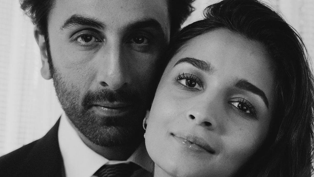 Alia Bhatt posts adorable unseen picture with Ranbir Kapoor on their second anniversary, see pic!