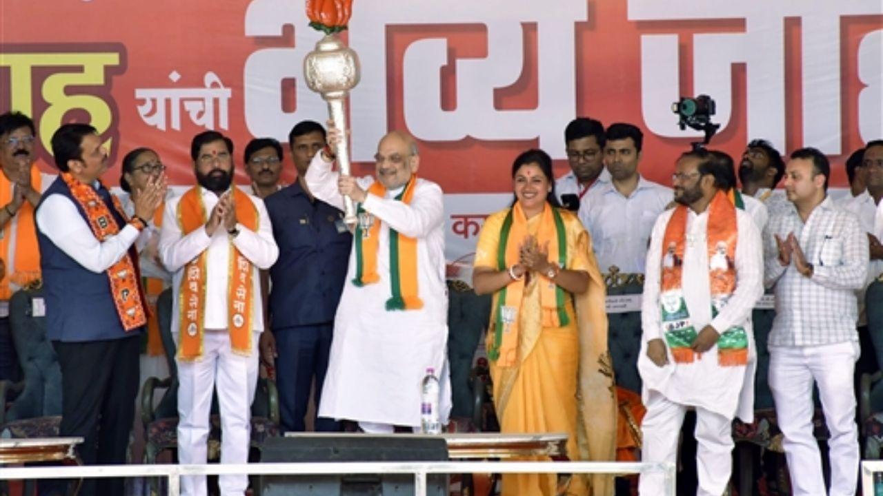 He urged voters to support the BJP, stating that their votes would go towards patriots who aspire to build a society based on the principles of Ram Rajya, rather than supporting anti-national elements who perpetuate dynastic politics.