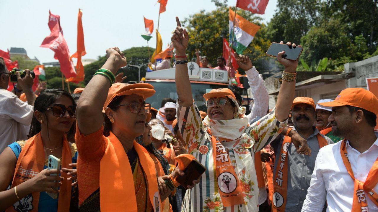The rally saw the presence of prominent leaders, including Aditya Thackeray, the chief of the youth wing of Shiv Sena UBT, along with other key figures from the Mahavikas Aghadi coalition.