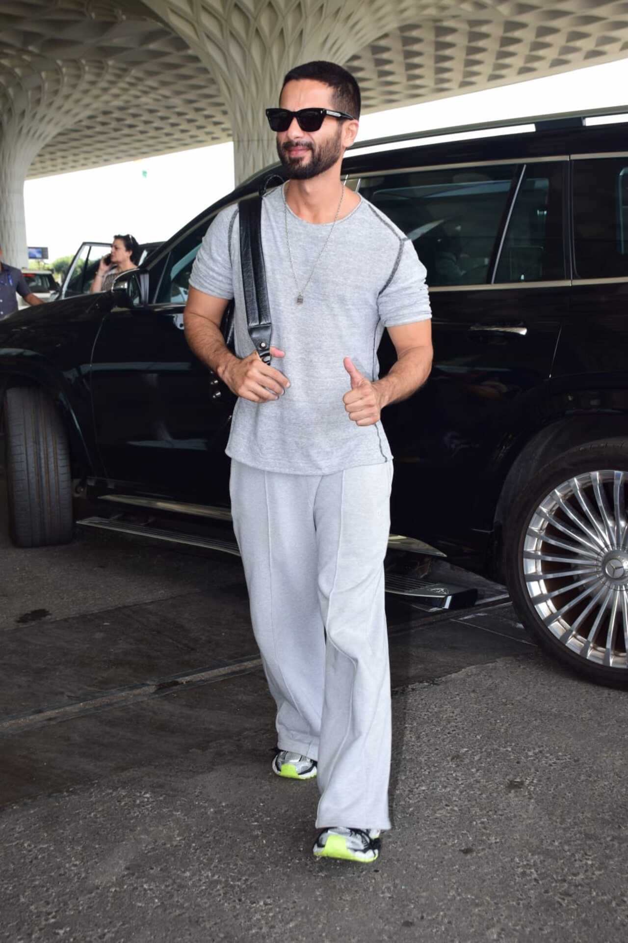 Shahid Kapoor was spotted in a jolly mood at the Mumbai airport