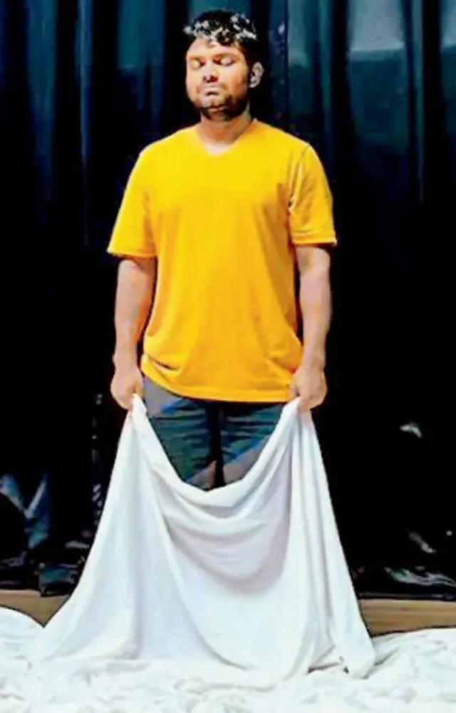 WHEN: April 13, 7.30 PM; April 14, 5.30 PM and 7.30 PM 
WHERE: Creative Adda 191, Versova 
PRICE: Rs 300 onwards 
TO BOOK: insider.in