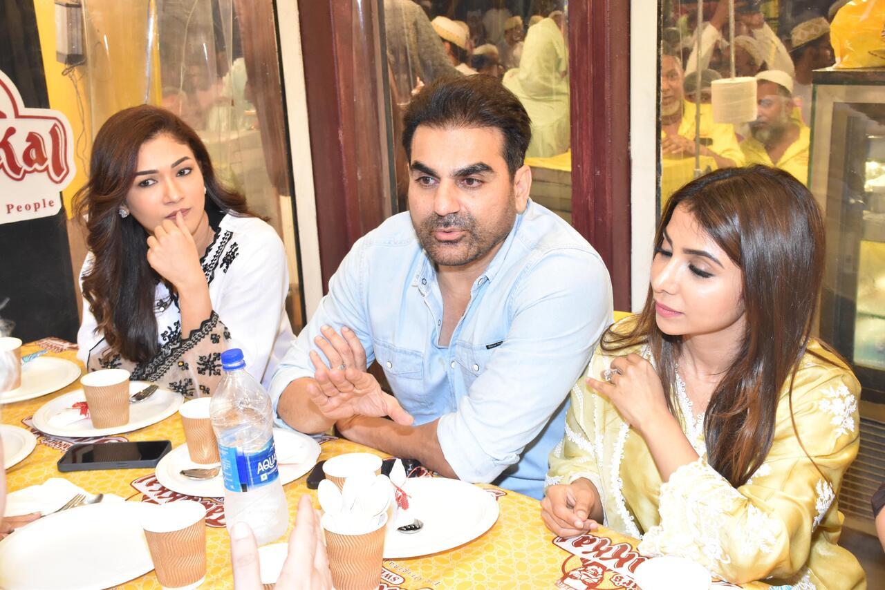 Actor-producer Arbaaz Khan recently hosted an Iftaar party for his near and dear ones at a restaurant in Mumbai’s Bhendi Bazaar.