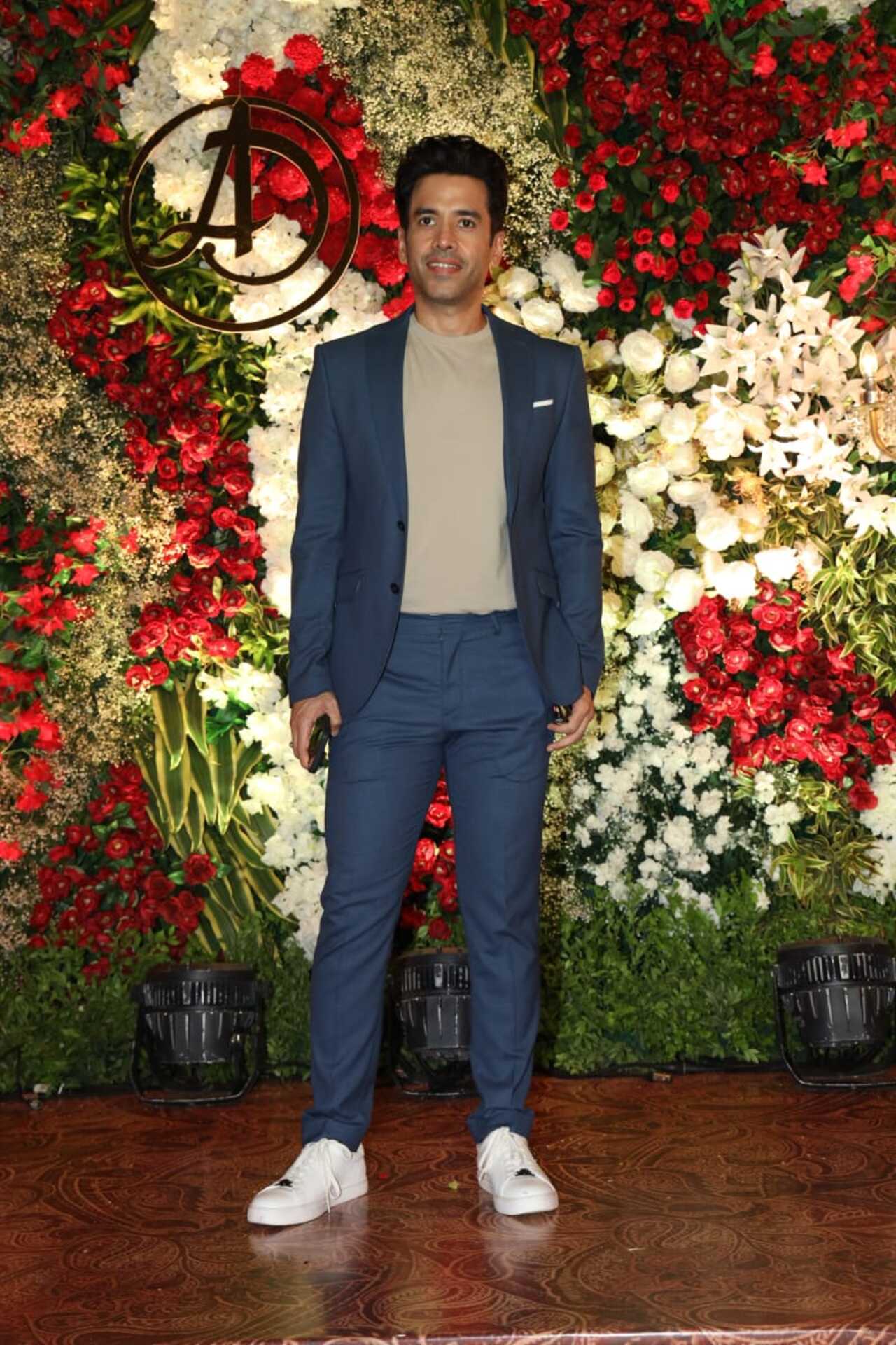 Tusshar Kapoor arrived solo for the wedding