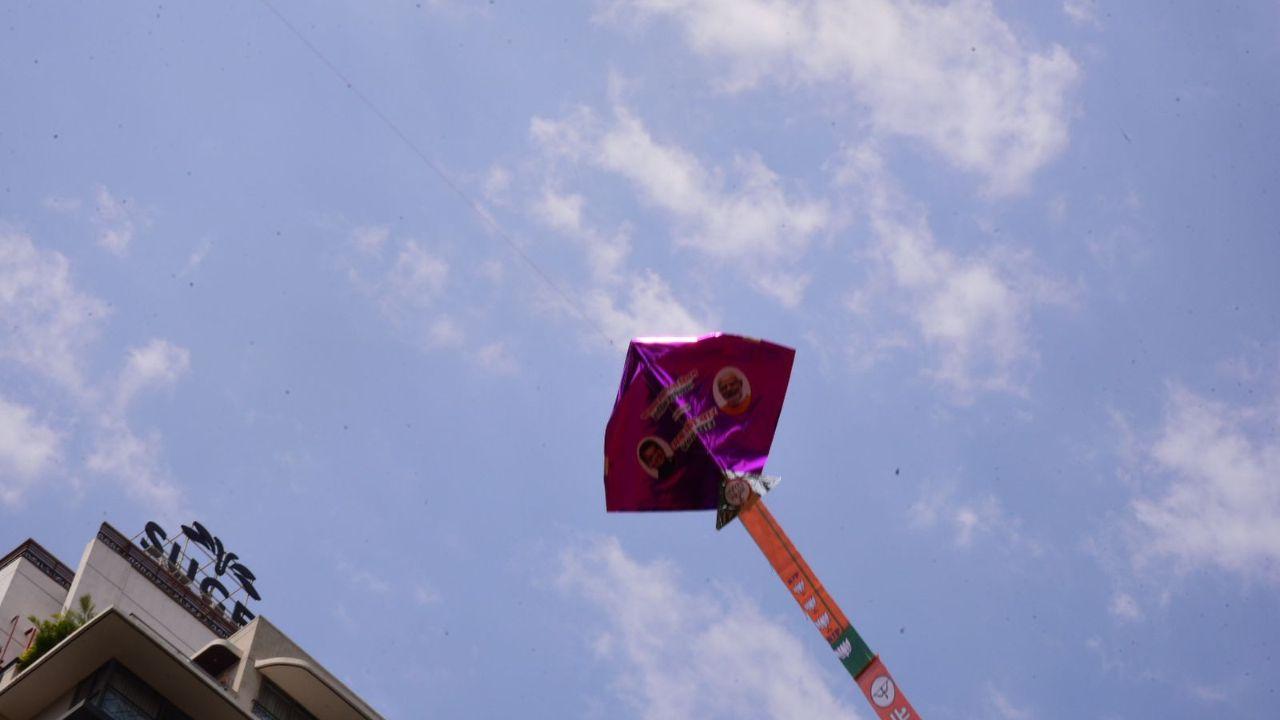 The party cadre was spotted flying kites adorned with slogans and photos of the party leaders at Shivaji Park in Dadar on Saturday.