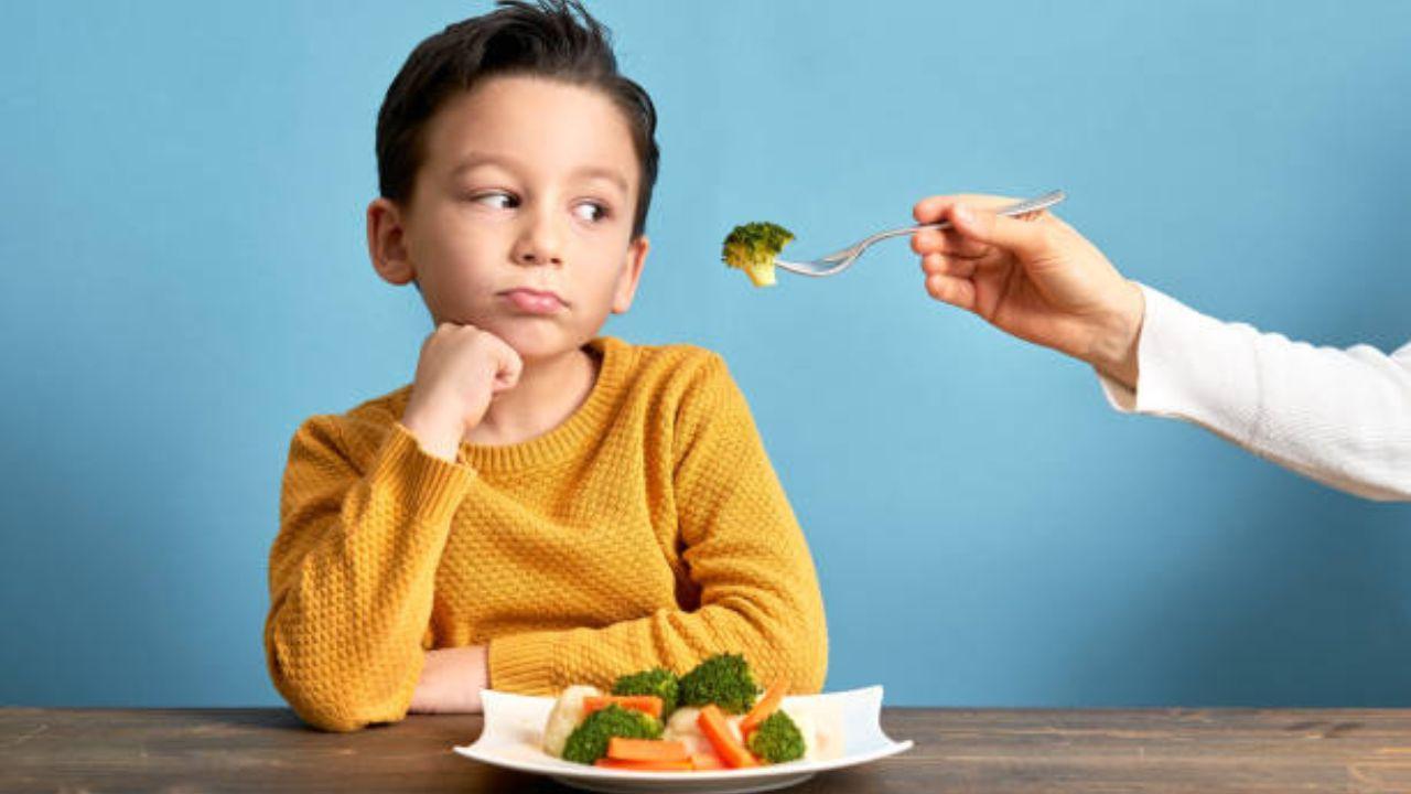 Forcing kids to eat everything on the plate can lead to overeating: Study
