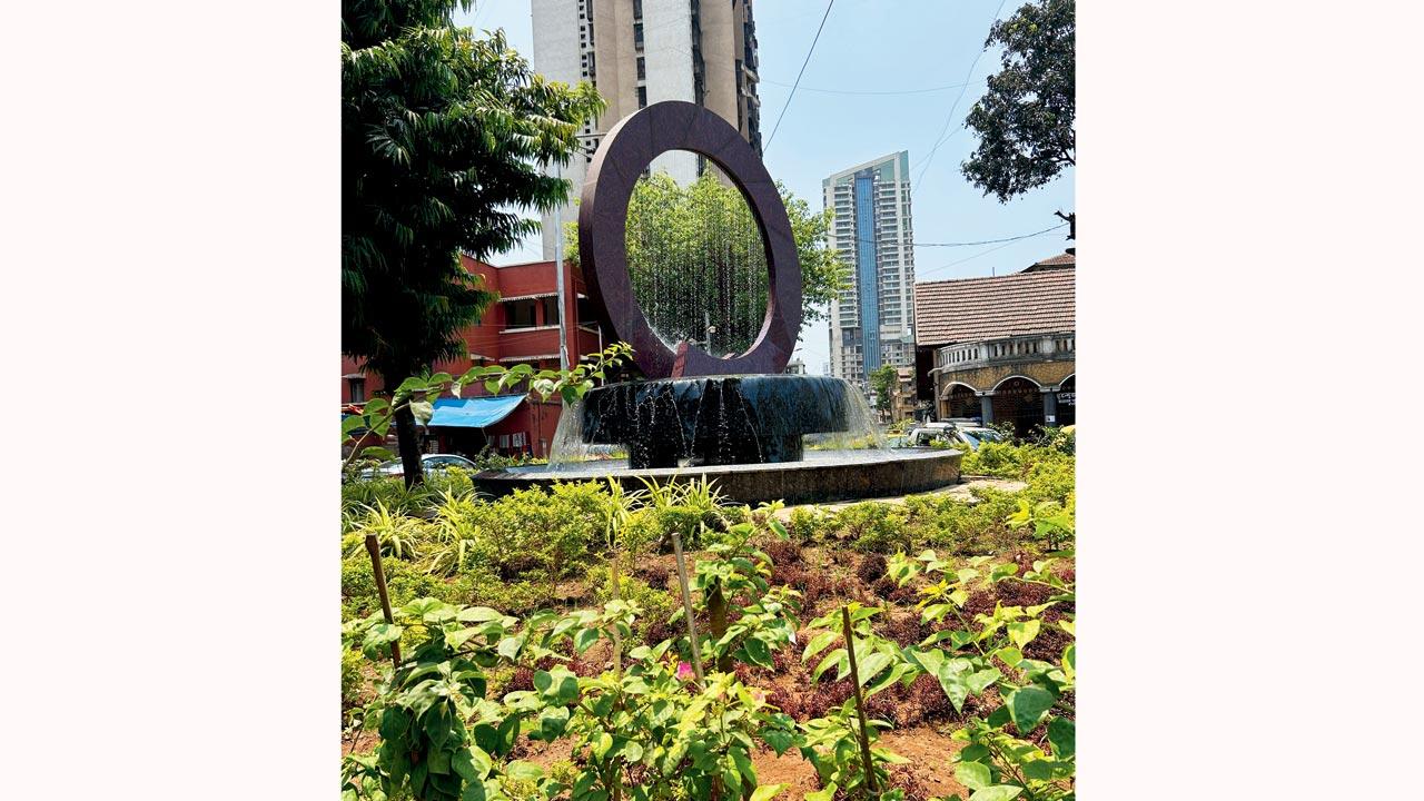 After: The revamped circle with an active fountain. Pic/Devanshi Doshi