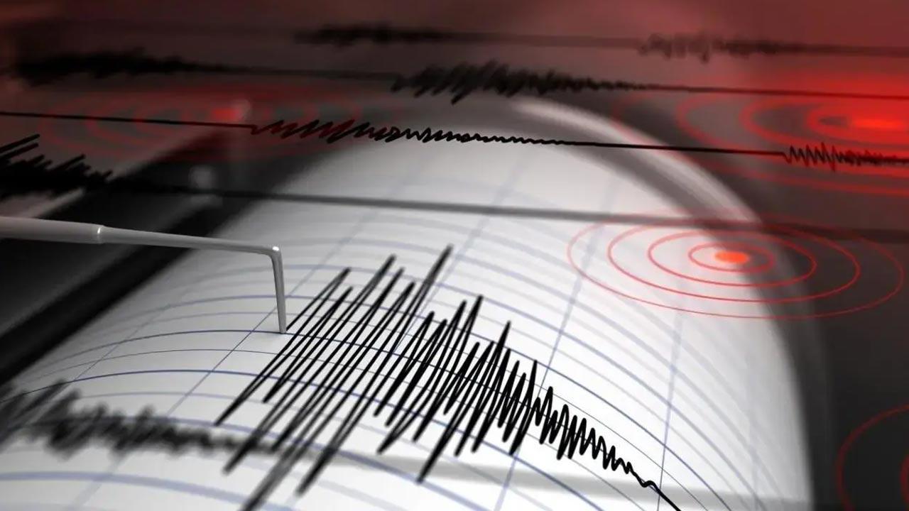 Low-magnitude earthquake near Naples sends scared locals onto streets