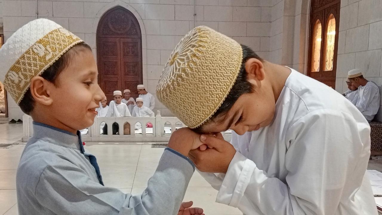 What is Eid ul-Fitr and how it is celebrated by Muslims across the world